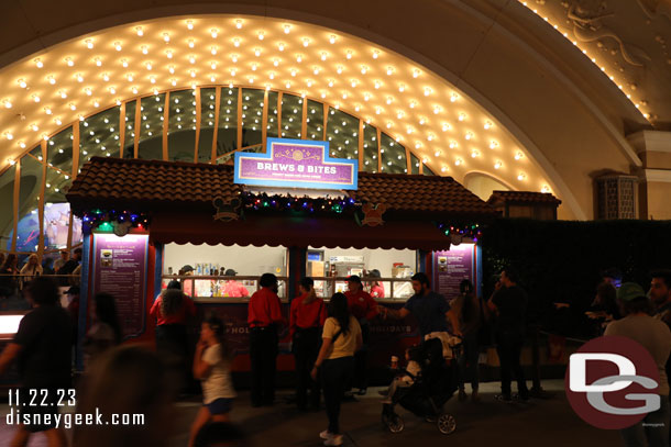 More cast members than guests at this marketplace at 5:55pm