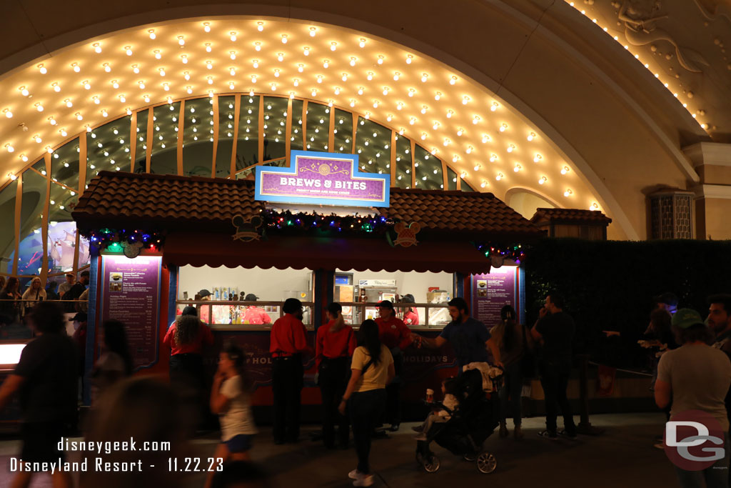 More cast members than guests at this marketplace at 5:55pm