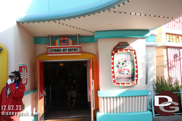 9:28am - 15 minute wait posted for Mickey & Minnie's Runaway Railway