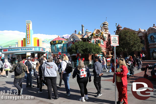 Disneygeek's Disneyland Update Saturday, December 2, 2023 (Page 26 of 130)