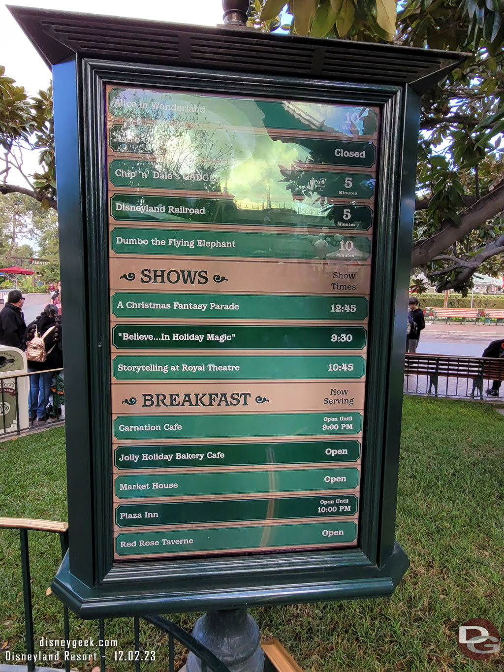 8:38am - Some Disneyland Wait times