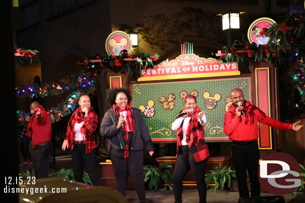 The Mistletoes performing on the Sonoma Terrace for the Disney Festival of Holidays