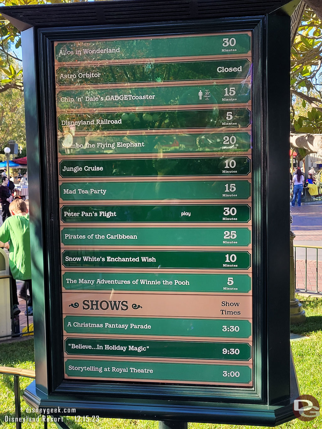 2:08 - More Disneyland wait times