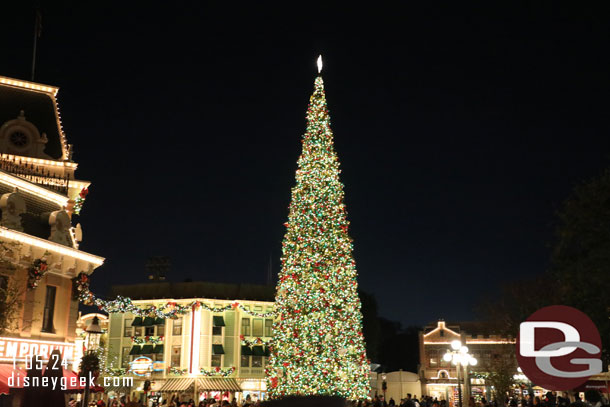 A last look at the Town Square Christmas tree for this season as I left the park.