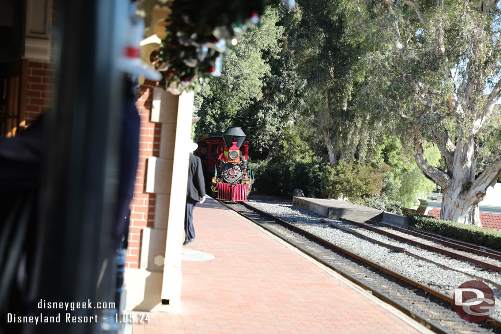 1:35pm - My train arriving.