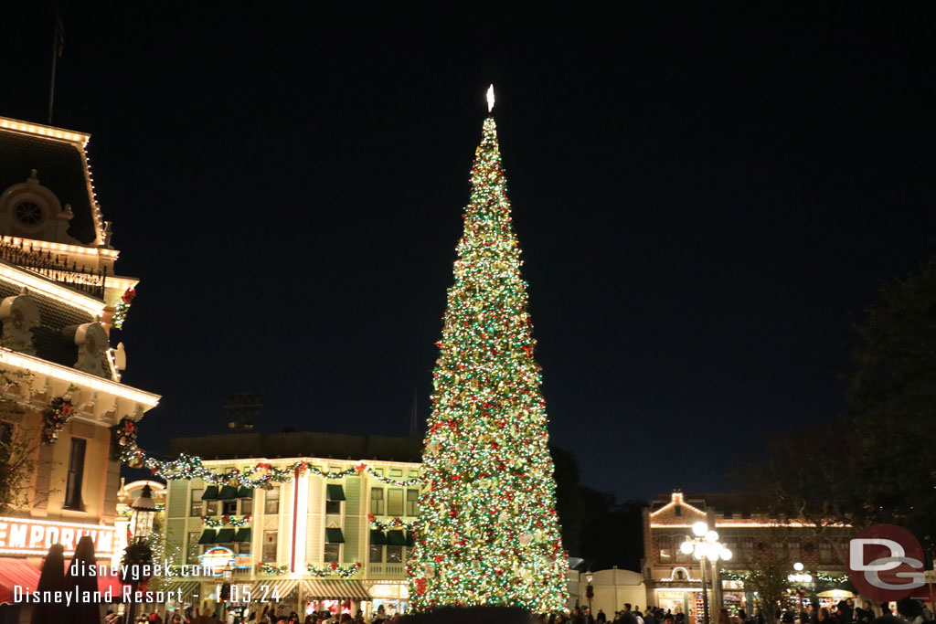 A last look at the Town Square Christmas tree for this season as I left the park.