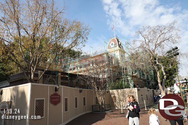 City Hall is undergoing some renovation work. With the forecast calling for rain and wind this weekend there are no scrims on the scaffolding.