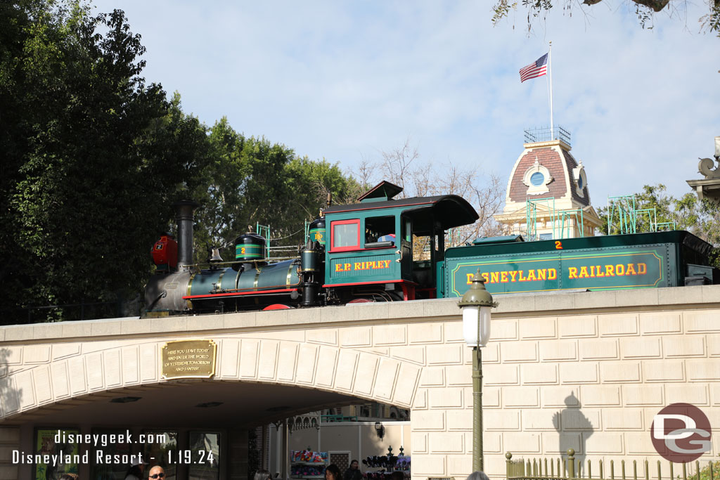 12:52pm - Entering Disneyland