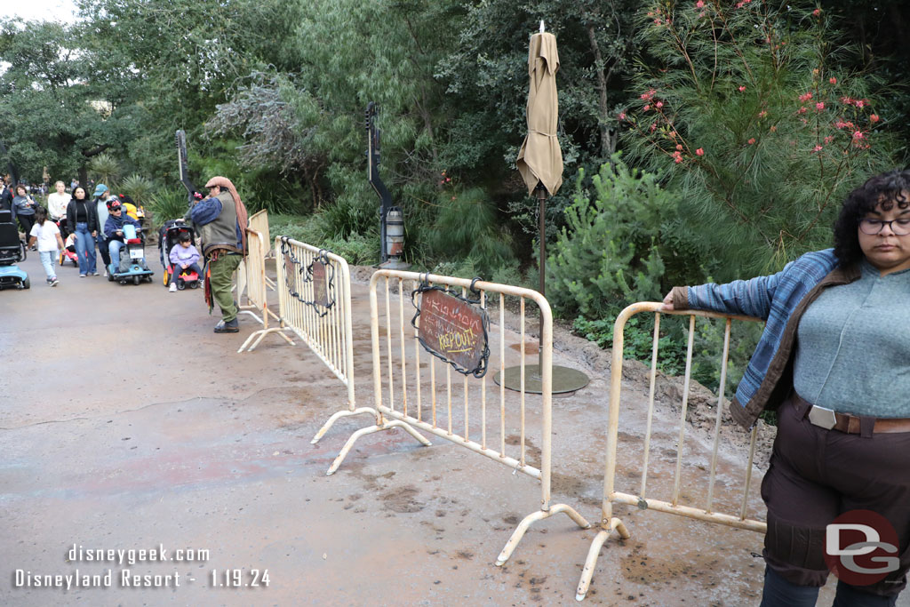 Not sure what was going on here.. but barriers up and a couple cast members in the area