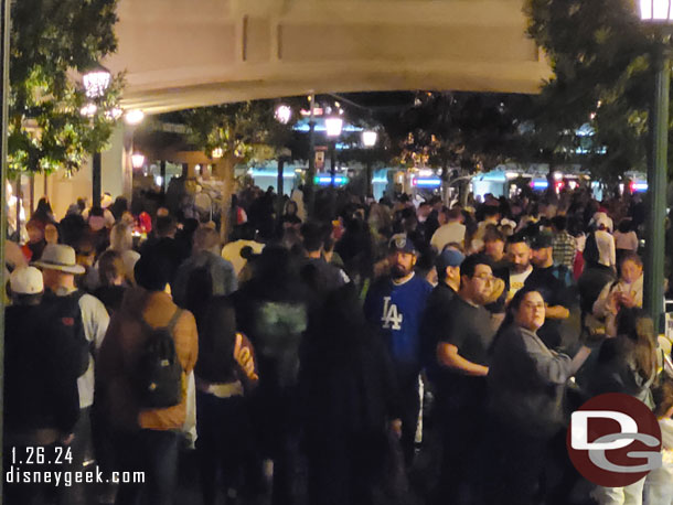 7:14pm - Buena Vista Street was busy