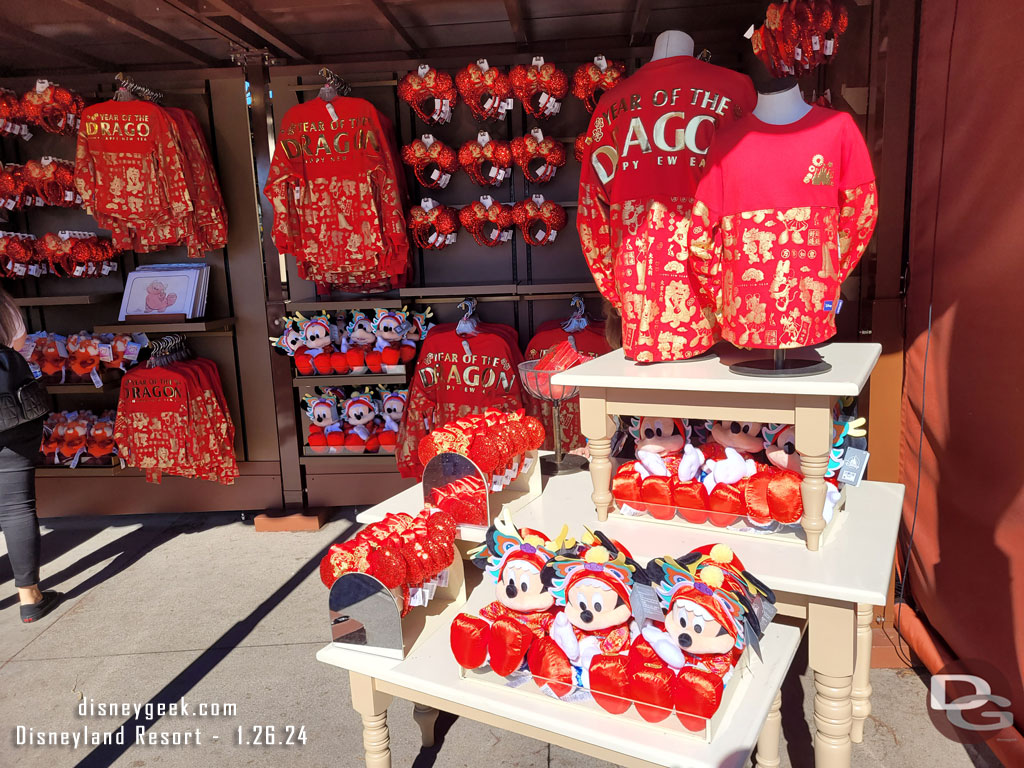 The main merchandise kiosk near the Little Mermaid.