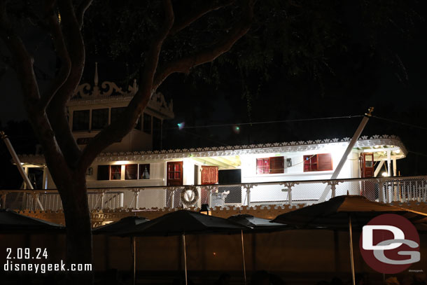 Work lights on but no visible work on the Mark Twain this evening