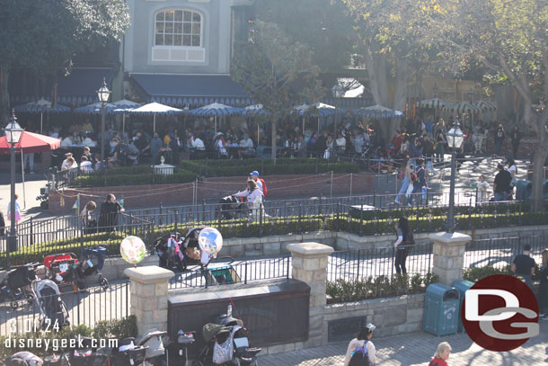 The full extended queue was set up.