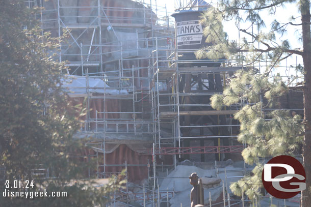 Now a look at Tiana's Bayou Adventure from the Mark Twain