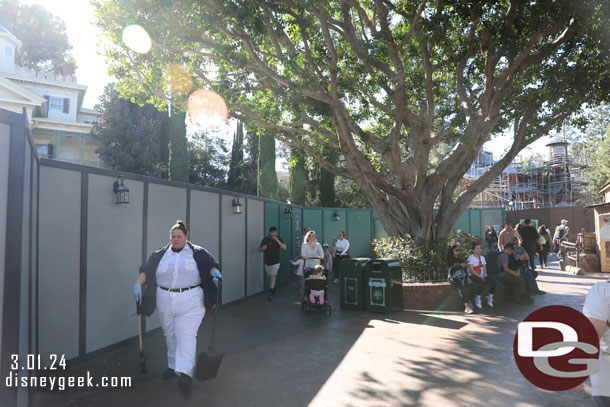 The walls are out almost to the planter near the Harbour Galley