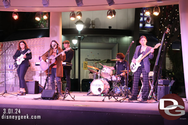 Daren performing in Downtown Disney