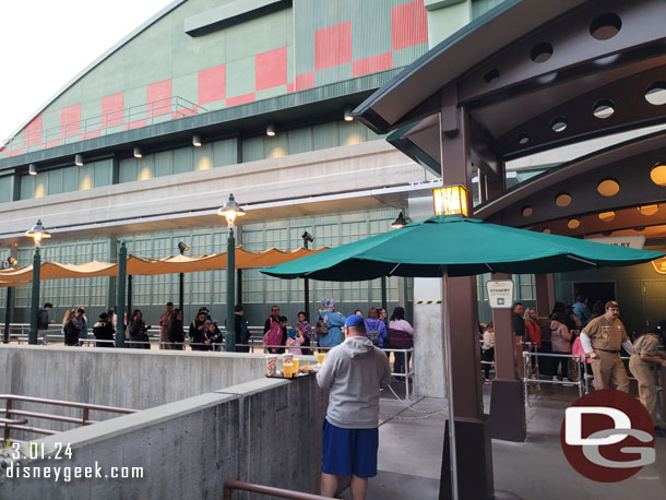 30 min wait posted for Soarin' over California.  Only about 30 guests outside at the moment in the standby queue.