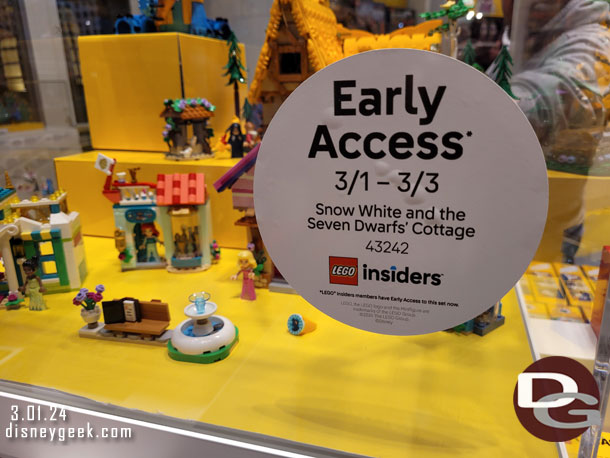 Early access to the Snow White and the Seven Dwarfs' Cottage this weekend at the LEGO store