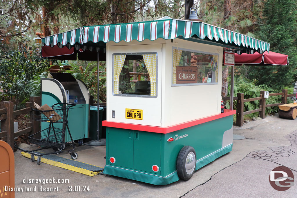 The Churros cart in Grizzly Recreation Area has a new look since I last noticed it.