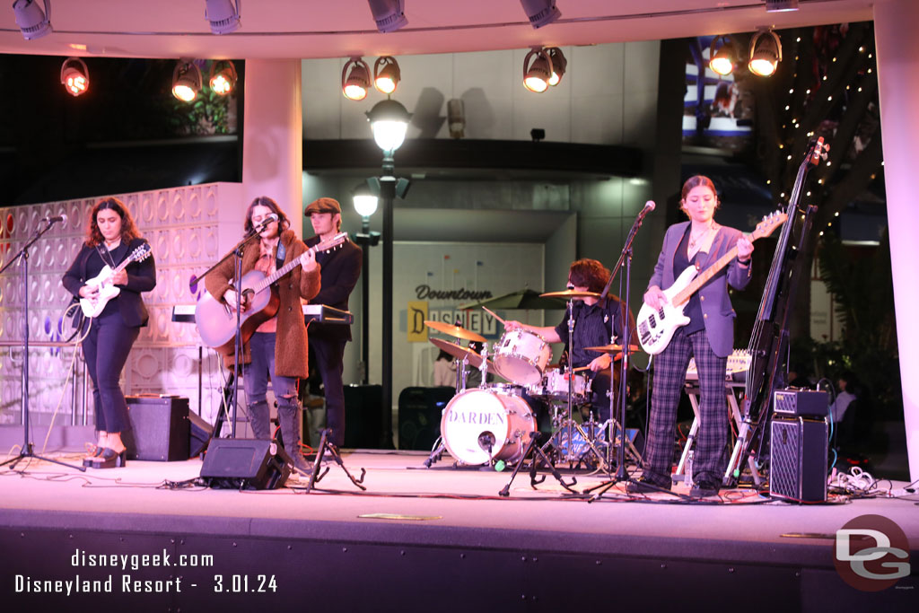 Daren performing in Downtown Disney