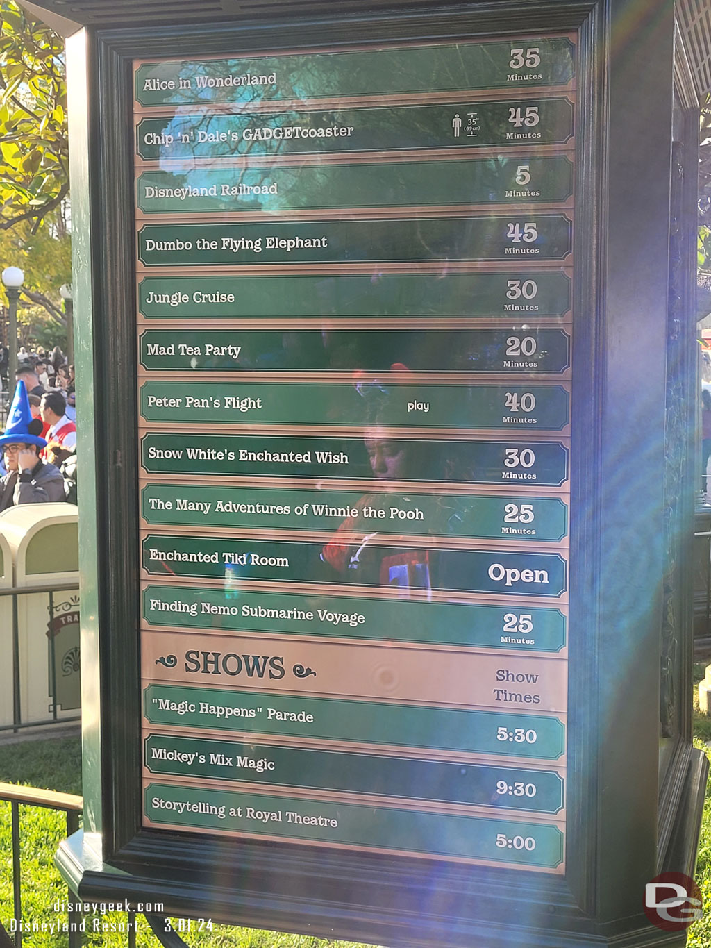 4:29pm - Disneyland wait times