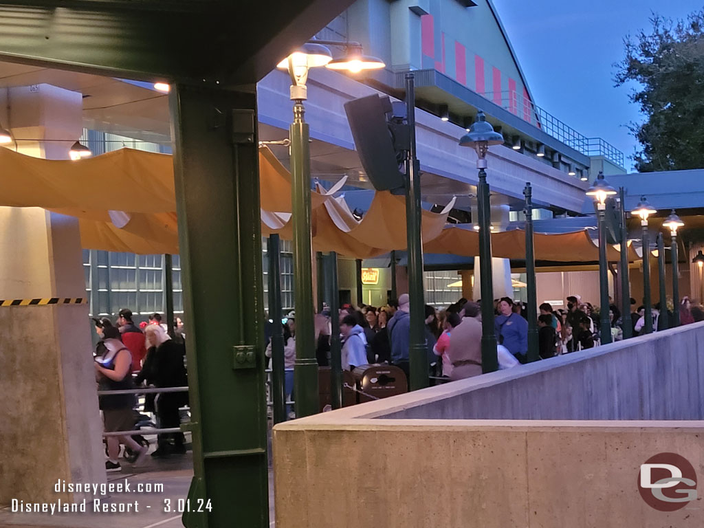 15 minutes later and the Soarin queue fills several switchbacks and the return is spilling out to the walkway too.