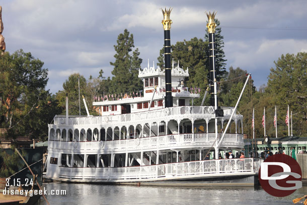 5:00pm - The Mark Twain in port and done for the day.   