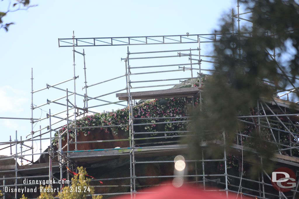 Plants are being installed at Tiana