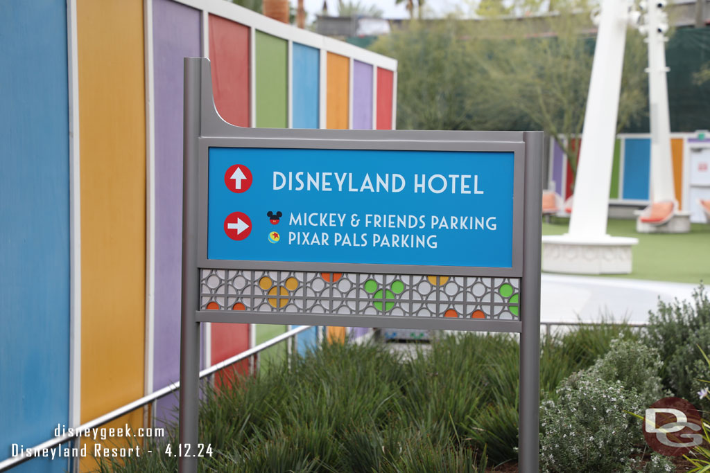 It shows the Disneyland Hotel as being straight that way, which looks to be pointing to the new security checkpoint that is still under construction.  Is the sign mis-angled, the arrow off, or is the plan to have hotel guests use the new entrance?