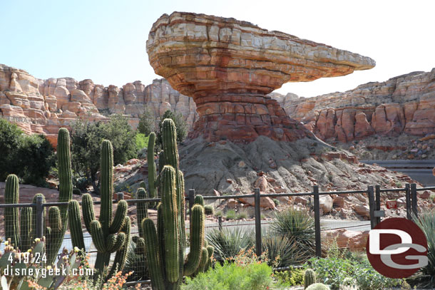 Walking through Ornament Valley