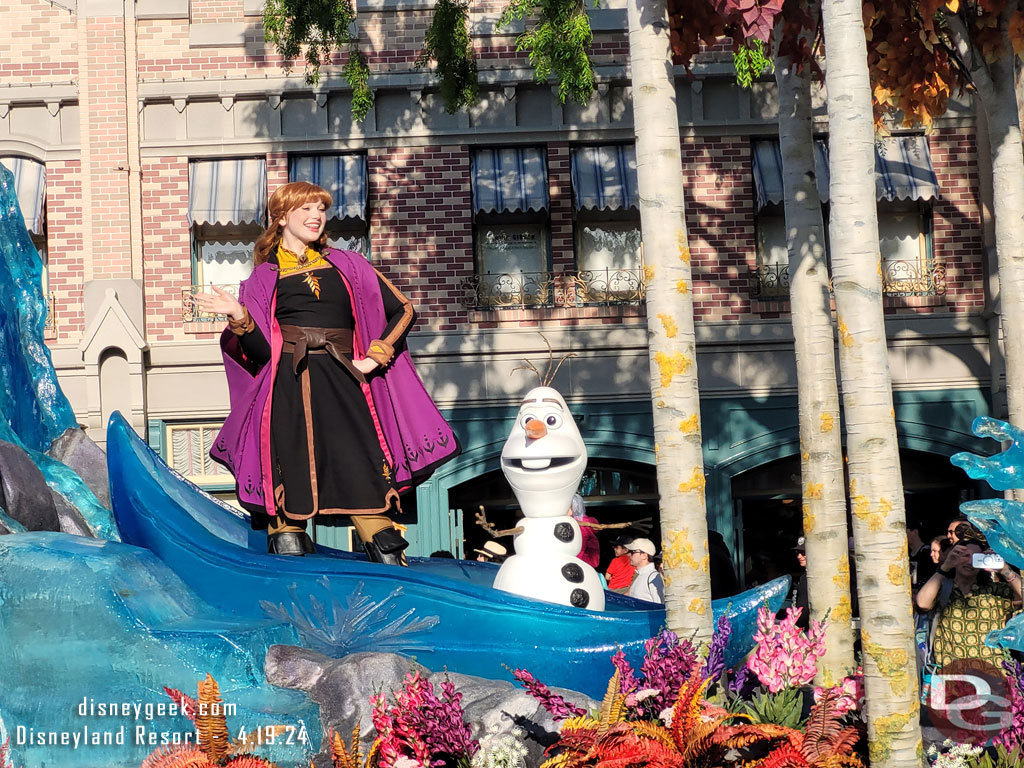 Anna and Olaf in Magic Happens