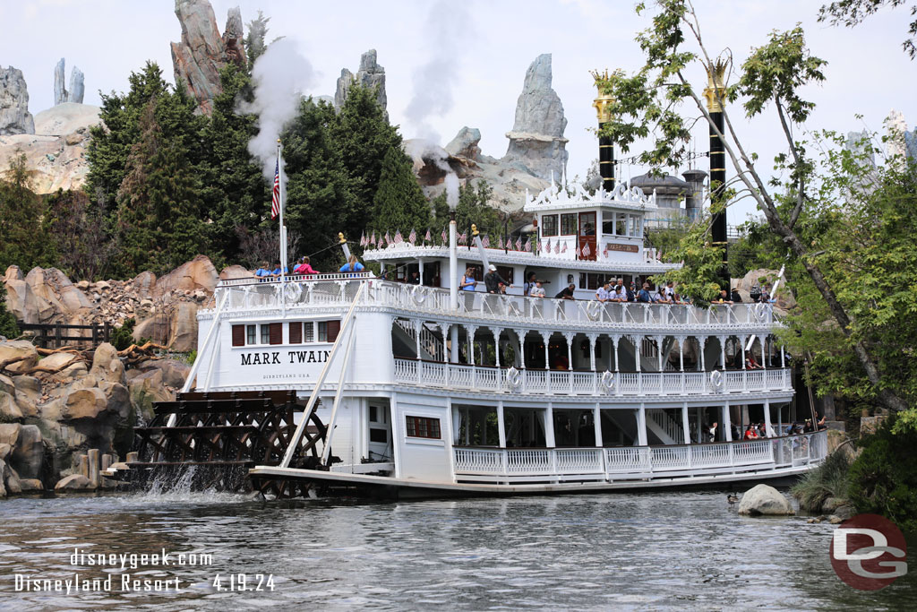 The Mark Twain Steaming along