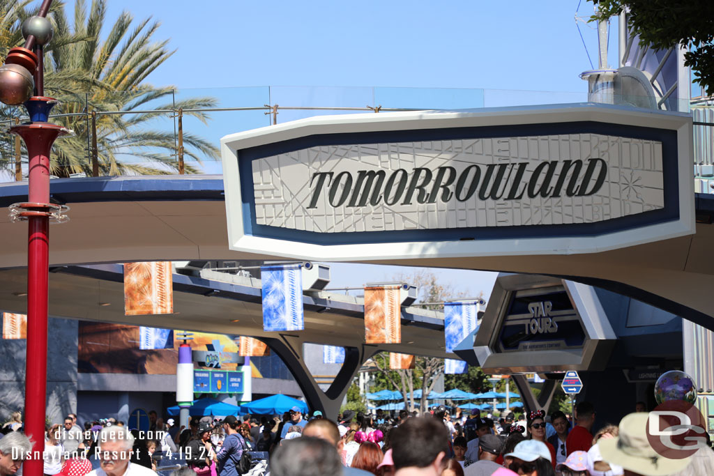 Making my way back to Tomorrowland.  No Season of the Force banners.  Just regular Tomorrowland ones