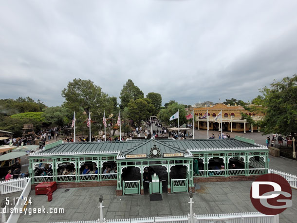 1:19pm - Frontierland as the Mark Twain prepares to depart.