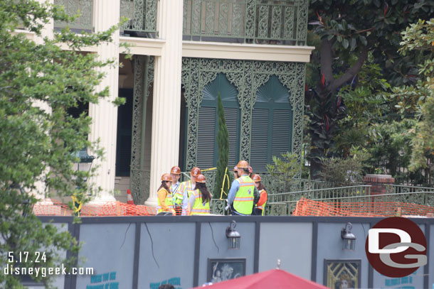 A team out front of the Mansion