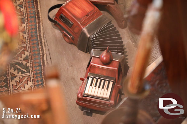 A Pizza Planet truck in the music room of the Adventureland Treehouse