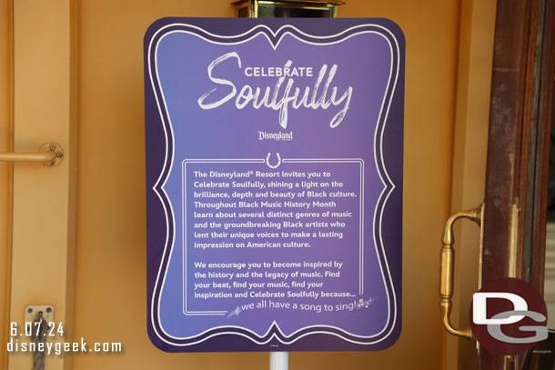 A sign outside the Golden Horseshoe so I went inside.