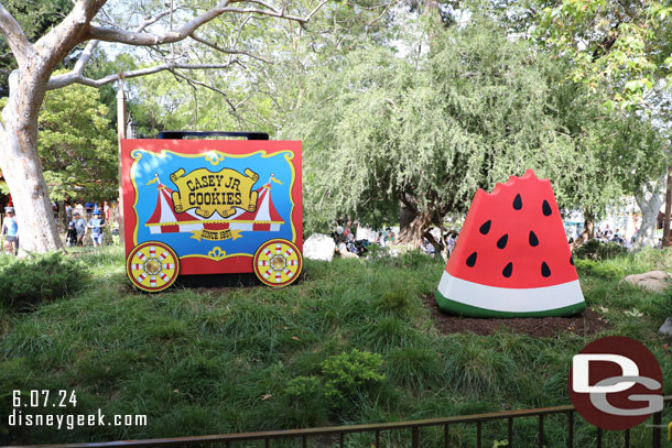 The Bugs Life photo op props have been moved to the planter outside the Fantasyland Theatre