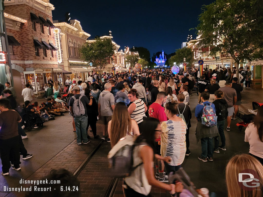 9:19pm - Main Street USA,  plenty of space still.