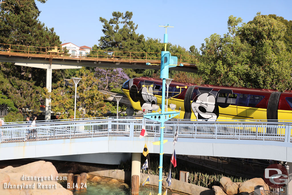 Monorail Red leaving the park.