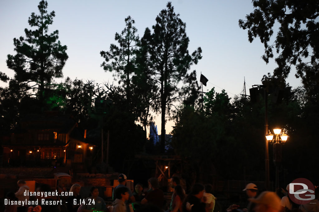 From near Pirates the trees looked a little thin today.. You could see the spires of Batuu clearly.