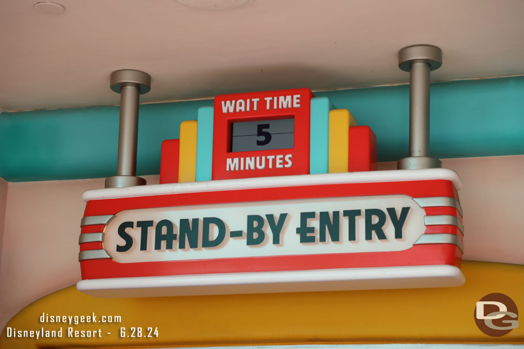 9:10am - Five Minute wait posted for Mickey and Minnie