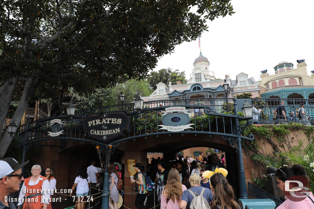 1:04pm - 25 minute wait posted for Pirates but it looks shorter