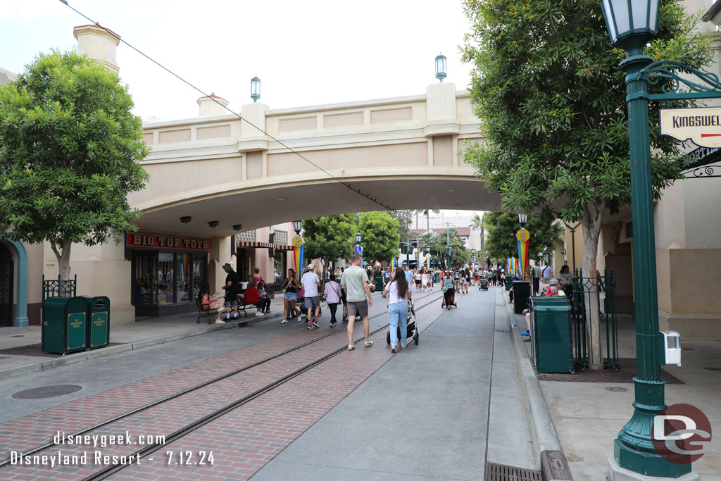 2:57pm - Buena Vista Street