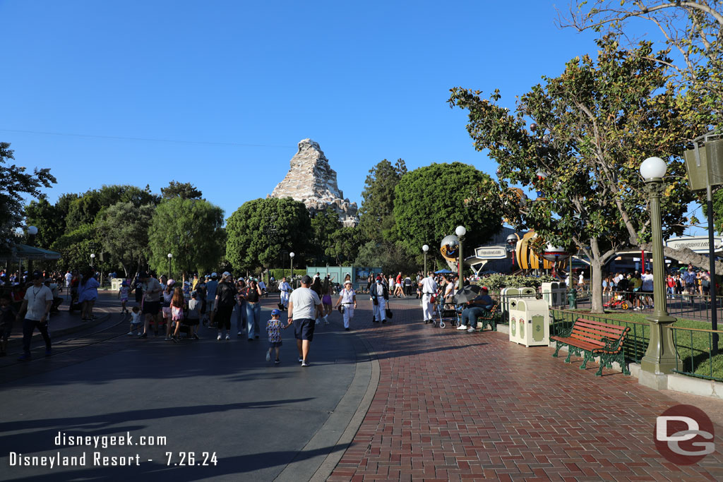 6:18pm - Returned to Disneyland.