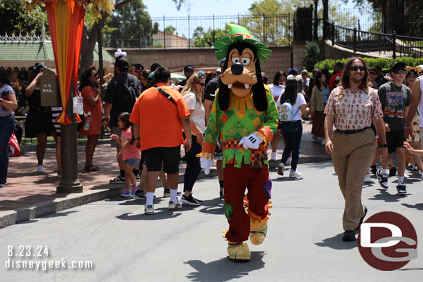 Goofy passing through Town Square