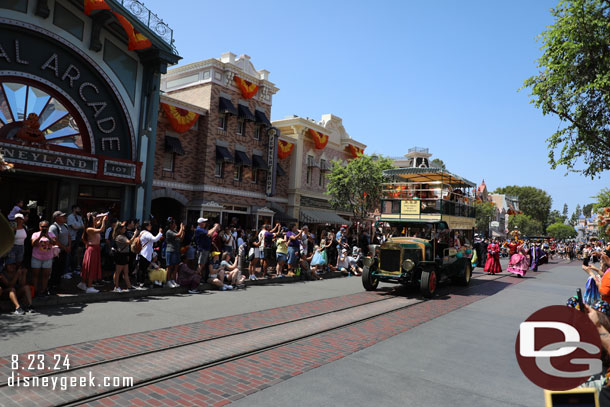 A Disneyland Omnibus is next with an assortment of characters onboard