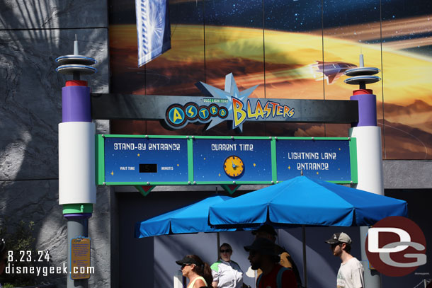 A posted 5 min wait for Buzz Lightyear Astro Blasters