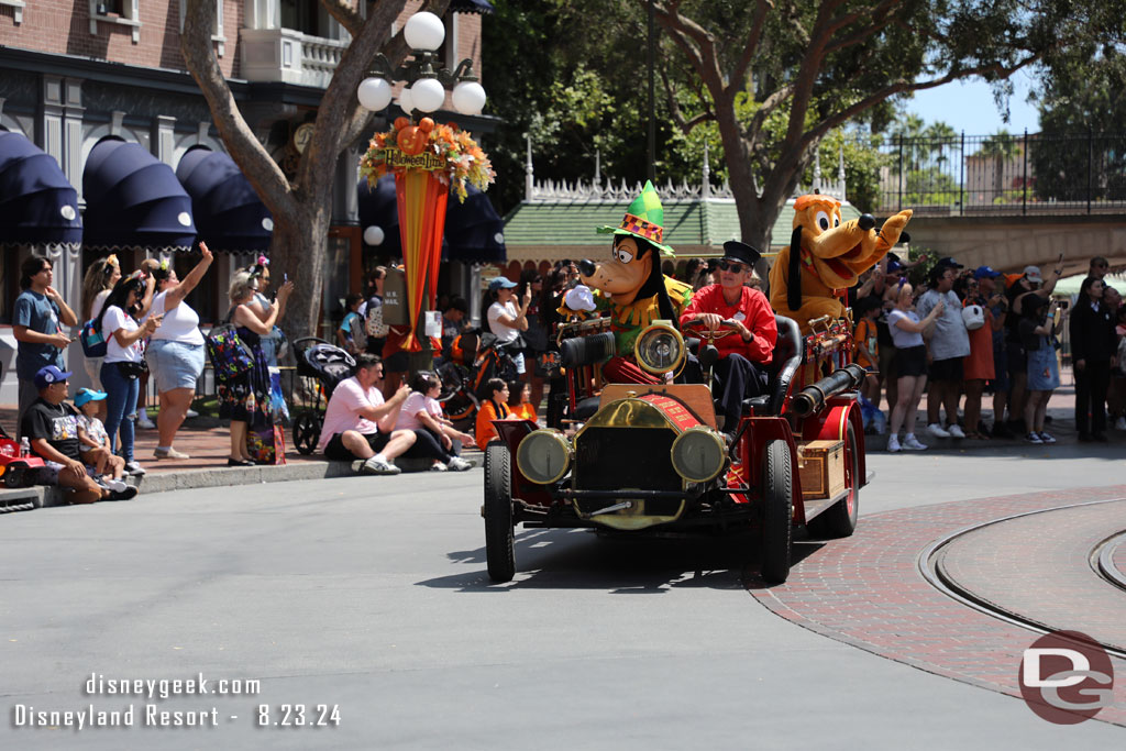 I moved around to get a second view of the procession.