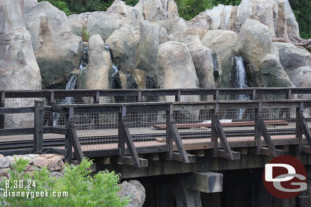 Renovation work on the trestle